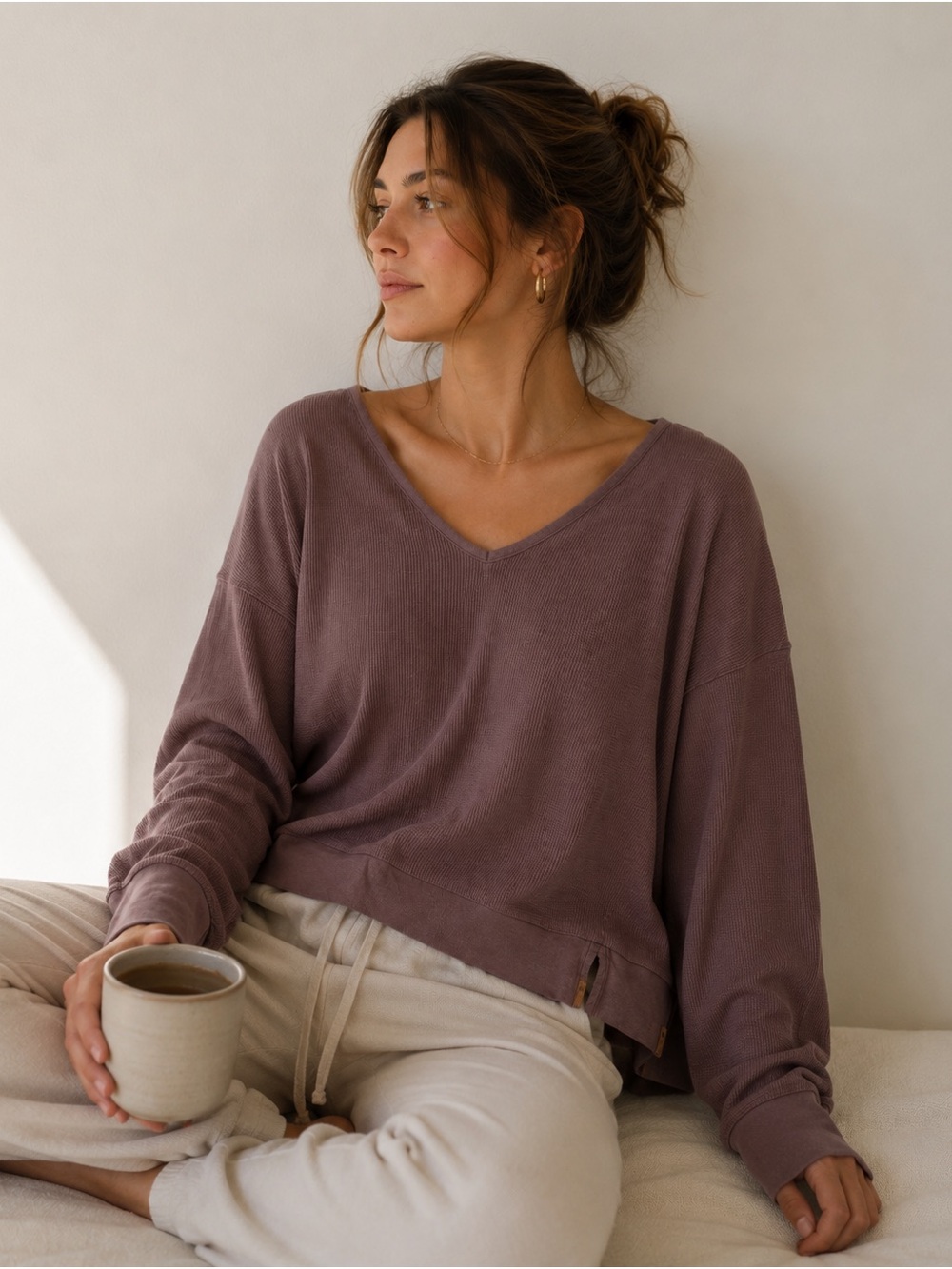 Tentree Waffle Knit V-Neck Longsleeve Relaxed Pullover in Dusty Mauve